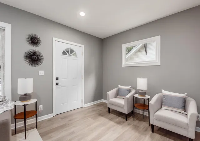 Photo 4 of Single family home for sale at 135 N Powell Ave, Columbus, OH 43204 | MLS# 226029909 | Listing updated on 2026-10-08