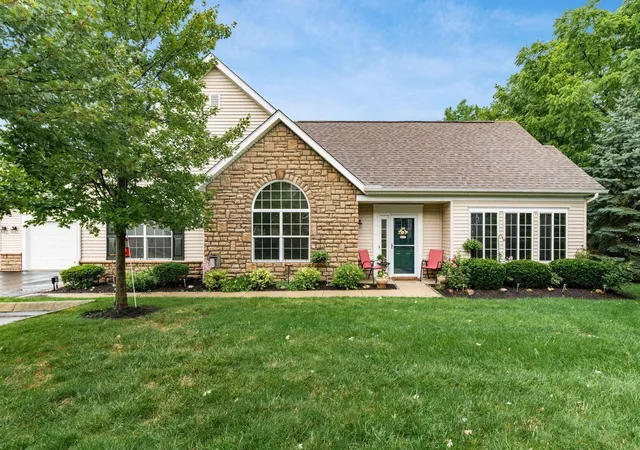 1st image of 4841 Ashleigh Dr, Dublin, OH 43016 | MLS# 226030142