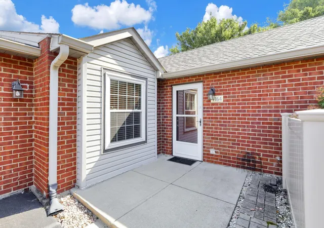 image of 1164 Waterbury Ct, Lancaster, OH 43130 | MLS# 226029831