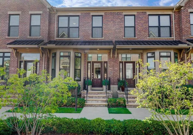 2nd image of 866 Pullman Wy #23, Columbus, OH 43212 | MLS# 226029843