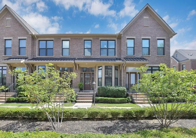 4th image of 866 Pullman Wy, Grandview Heights, OH 43212