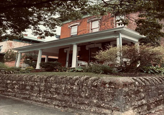 1st image of 417 S Fountain Ave, Springfield, OH 45506 | MLS# 226030511