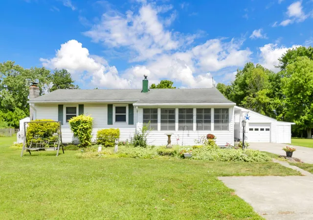 Photo 2 of Single family home for sale at 646 Woodside Dr Sw, Pataskala, OH 43062 | MLS# 226029838 | Listing updated on 2026-09-18