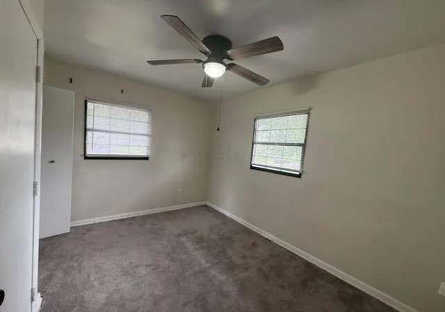 Listing Photo 2 - Condo for sale in building located at 221 Dana Ave, Columbus, OH 43223 - Unit #