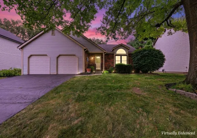 1st image of 2120 Wayfaring Dr, Reynoldsburg, OH 43068 | MLS# 226029854