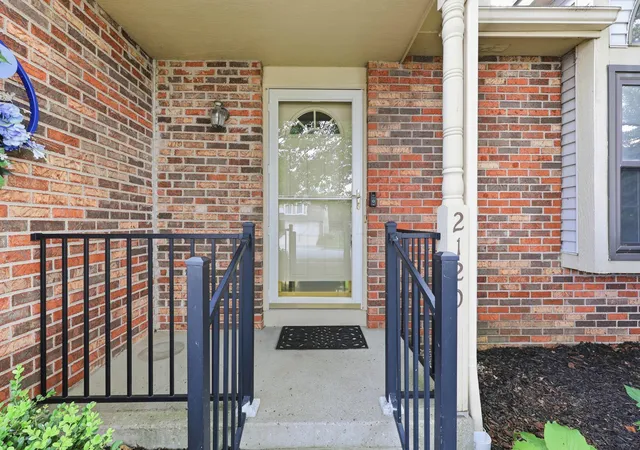 5th image of 2120 Wayfaring Dr, Reynoldsburg, OH 43068 | MLS# 226029854