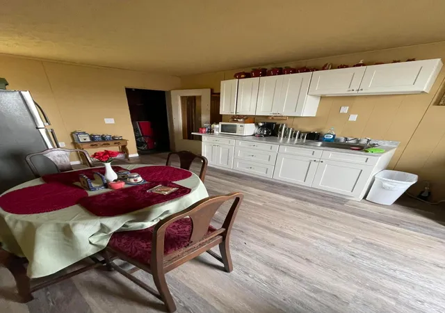 Listing Photo 3 - Condo for sale in building located at 215 W Mound St, Circleville, OH 43113