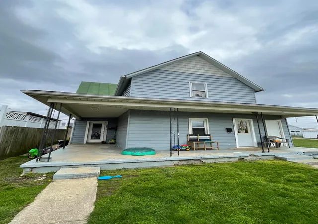 1st image of 212 Town St, Circleville, OH 43113 | MLS# 226029853