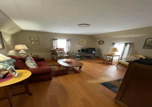 2nd image of 212 Town St, Circleville, OH 43113 | MLS# 226029853