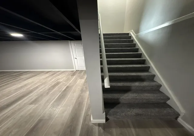 Listing Photo 2 - Condo for sale in building located at 1599 Mcnaughten Rd, Columbus, OH 43232 - Unit #