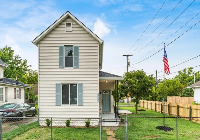 2nd image of 210 W Shields St, Newark, OH 43055 | MLS# 226030059