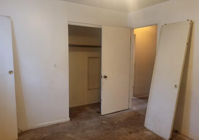 Photo 4 of Single family home for sale at 1208 Minnesota Ave, Columbus, OH 43211 | MLS# 226029881 | Listing updated on 2026-09-09