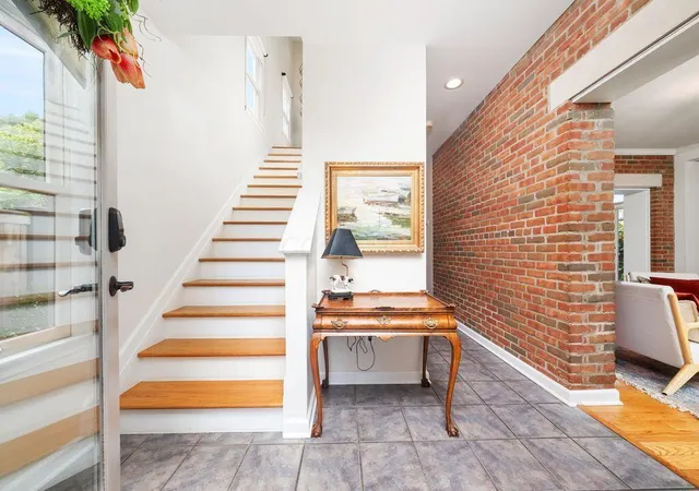 4th image of 247 Lear St, Columbus, OH 43206 | MLS# 226029899
