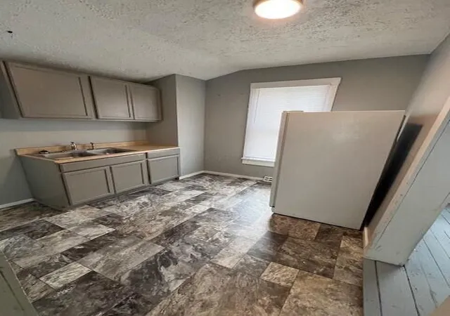2nd image of 1334 Ridge Ave, Zanesville, OH 43701 | MLS# 226029945