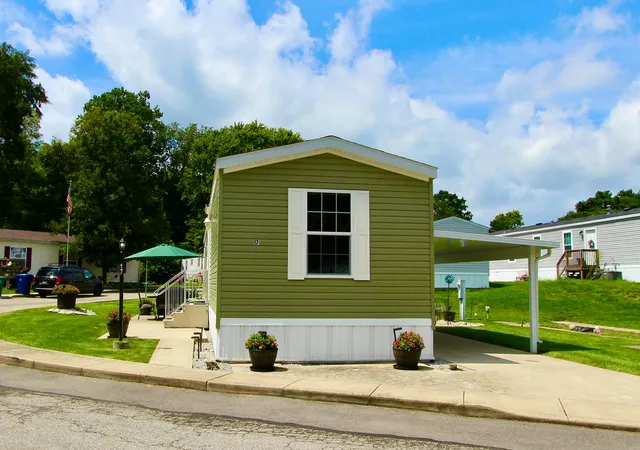 30th image of 17 Spring Lake Ct #Lot 17, Delaware, OH 43015 | MLS# 226030459