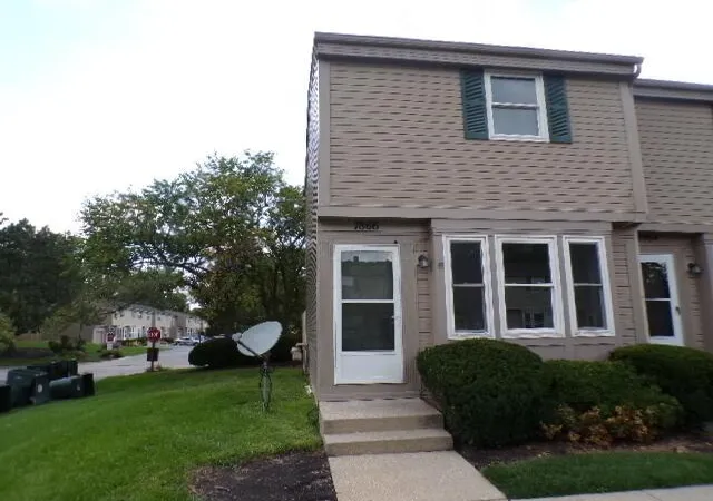 1st image of 7866 Barkwood Dr #17A, Worthington, OH 43085 | MLS# 226029991