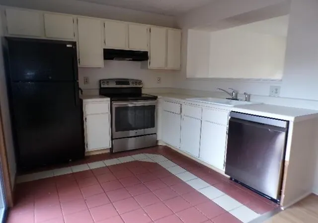 Photo 3 of Condo for sale at 7866 Barkwood Dr #17A, Worthington, OH 43085 | MLS# 226029991 | Listing updated on 2026-08-28