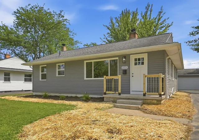 2nd image of 2775 James Ct, Grove City, OH 43123 | MLS# 226029943