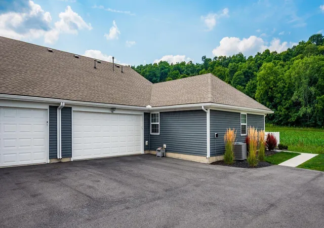4th image of 734 Whitetail Loop, Newark, OH 43055 | MLS# 226030083