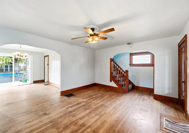 Photo 4 of Single family home for sale at 520 Oak St, Marion, OH 43302 | MLS# 226030028 | Listing updated on 2026-09-30