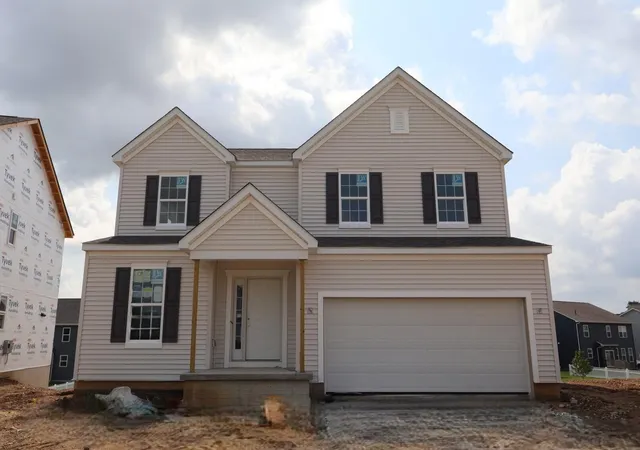 1st image of 1127 Jeffrey Ln, Grove City, OH 43123 | MLS# 226030005