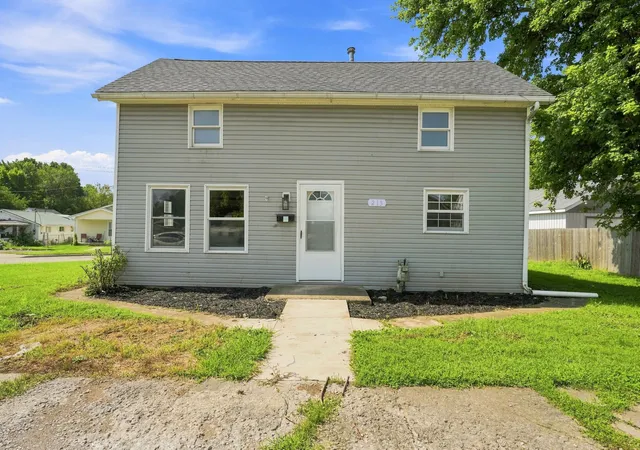 3rd image of 213 Town St, Circleville, OH 43113 | MLS# 226030036