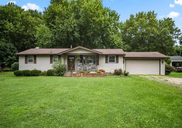 Photo 1 of Single family home for sale at 4075 Cristland Hl Rd, Hebron, OH 43025 | MLS# 226031032 | Listing updated on 2026-08-19