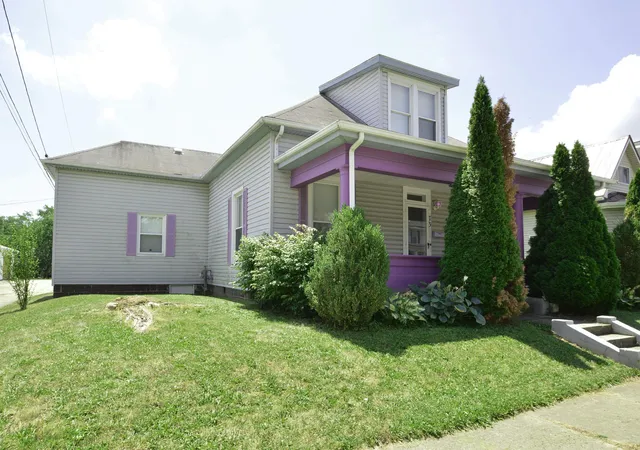 Photo 3 of Single family home for sale at 73 E Columbus St, Mount Sterling, OH 43143 | MLS# 226030040 | Listing updated on 2026-09-04