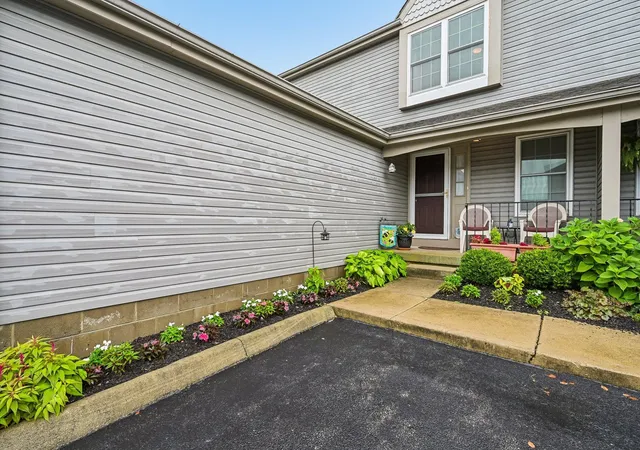 4th image of 2055 Coleman Dr #5C, Columbus, OH 43235 | MLS# 226030465
