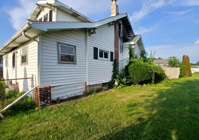 2nd image of 562 Cottage St, Marion, OH 43302 | MLS# 226030064