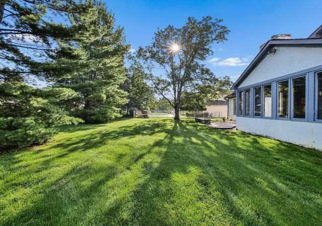 Photo 63 of Single family home for sale at 3015 Shoreline Dr, Lewis Center, OH 43035 | MLS# 226030804 | Listing updated on 2026-09-14