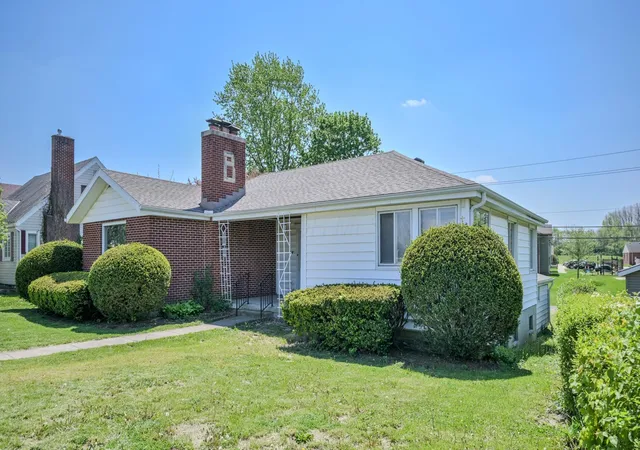 1st image of 421 E Main St, Saint Paris, OH 43072 | MLS# 226030071