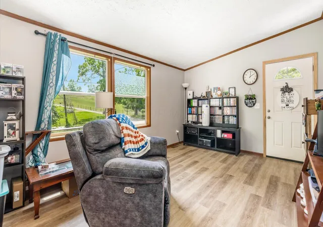 4th image of 29880 Stage Coach Rd, Logan, OH 43138 | MLS# 226030106