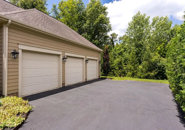 Photo 3 of Single family home for sale at 4549 Ackerly Farm Rd, New Albany, OH 43054 | MLS# 226030078 | Listing updated on 2026-09-22