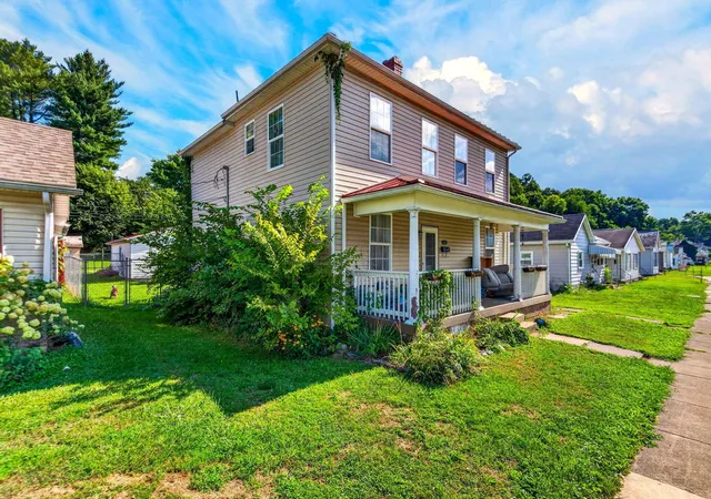 4th image of 764 3Rd St, Logan, OH 43138 | MLS# 226030084