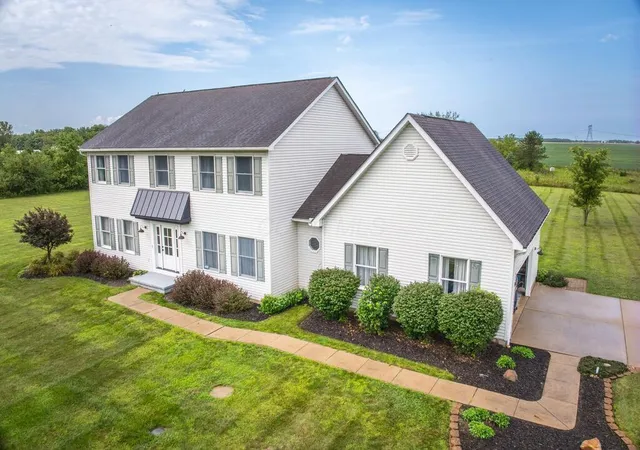 Photo 3 of Sale Pending at 17789 London Rd, Williamsport, OH 43164 | MLS# 226030089 | Listing updated on 2026-08-12