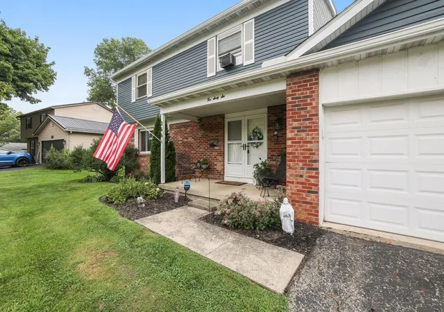 Photo 4 of Single Family Residence at 266 Little Fawn Dr, Newark, OH 43055 | MLS# 226030148 | | Sold on 2026-10-09