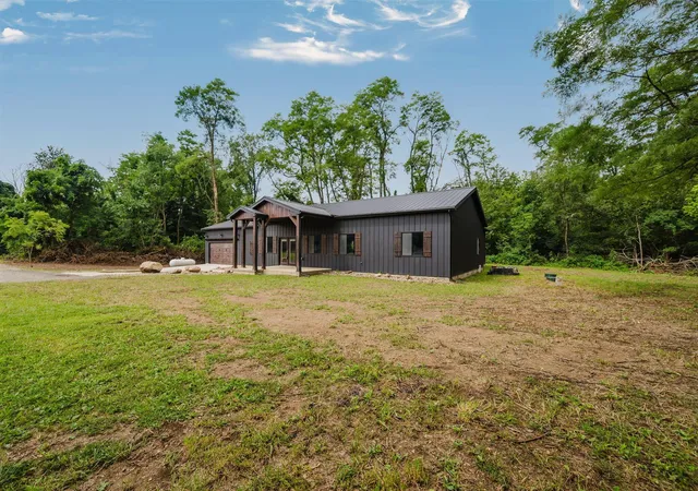 3rd image of 3301 Benedict Rd, Marengo, OH 43334 | MLS# 226030216