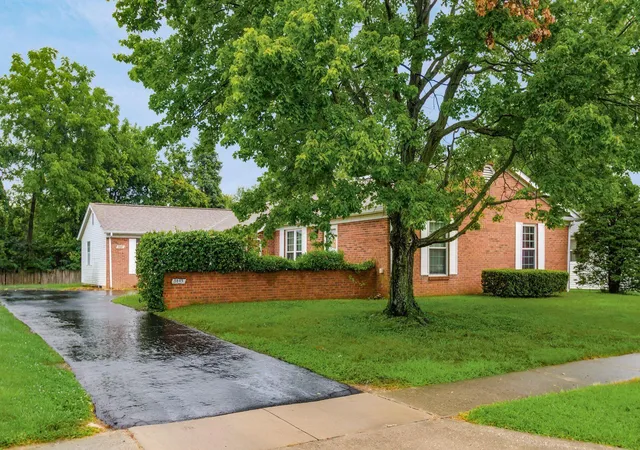 2nd image of 5845 5847 Forest Hills Blvd, Columbus, OH 43231 | MLS# 226030168