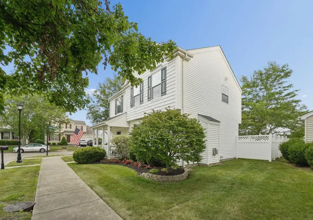 Photo 4 of Single family home for sale at 7249 Alma Ter Dr, New Albany, OH 43054 | MLS# 226030184 | Listing updated on 2026-09-05