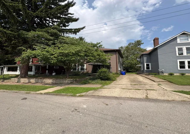 4th image of 112 W Tompkins St, Columbus, OH 43202 | MLS# 226030198