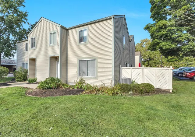 18th image of 5204 Dierker Rd #D, Columbus, OH 43220 | MLS# 226030898