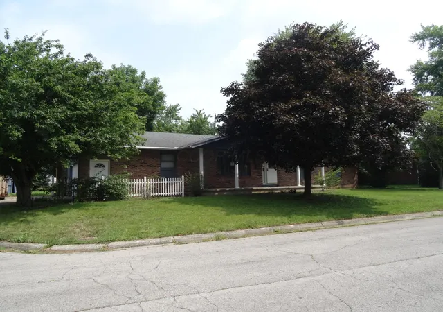 1st image of 8 Willis Ct, Washington Court House, OH 43160 | MLS# 226030315