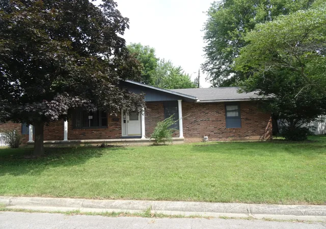 2nd image of 8 Willis Ct, Washington Court House, OH 43160 | MLS# 226030315