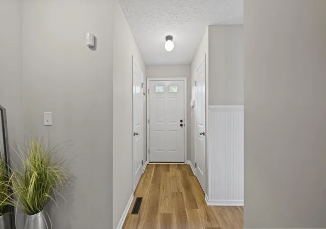 5th image of 3262 Brookview Wy #11, Columbus, OH 43221 | MLS# 226030574