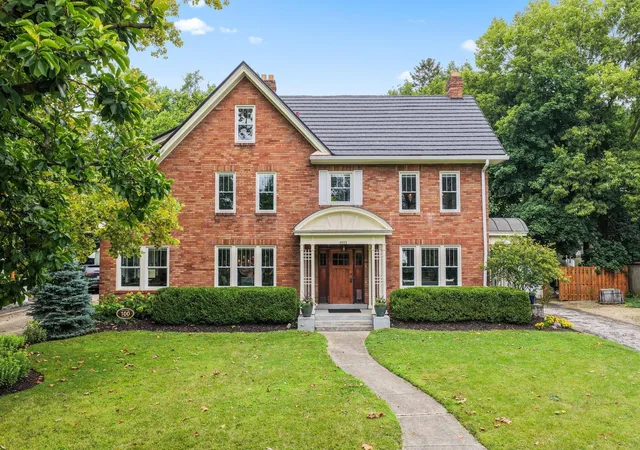 1st image of 1634 Cambridge Blvd, Columbus, OH 43212 | MLS# 226030791