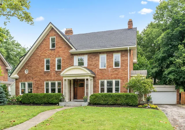 Photo 3 of Single family home for sale at 1634 Cambridge Blvd, Columbus, OH 43212 | MLS# 226030791 | Listing updated on 2026-09-09