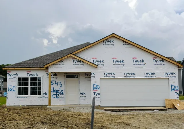 Photo 2 of Single family home for sale at 1543 Ebbets Ct, Columbus, OH 43228 | MLS# 226030203 | Listing updated on 2026-10-13