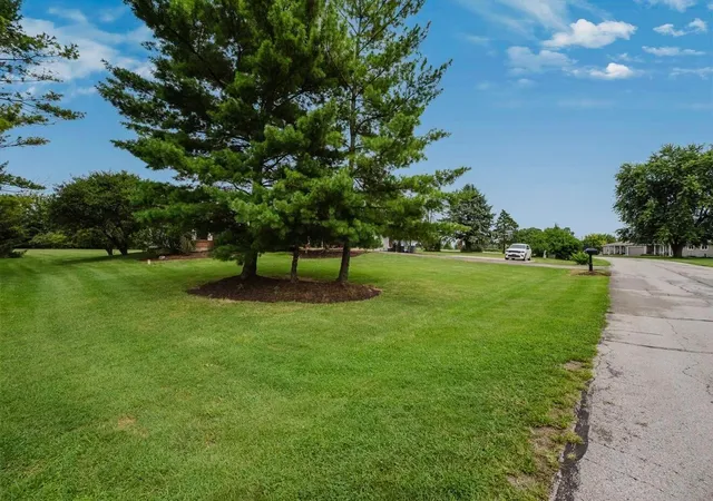 4th image of 7094 Fayette Dr, West Jefferson, OH 43162 | MLS# 226030259