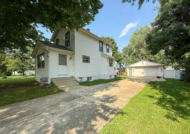 Photo 1 of Single family home for sale at 4320 Orchard Ln, Obetz, OH 43207 | MLS# 226030226 | Listing updated on 2026-08-17